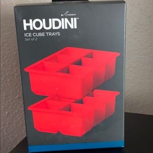 Houdini ice cube trays set of two